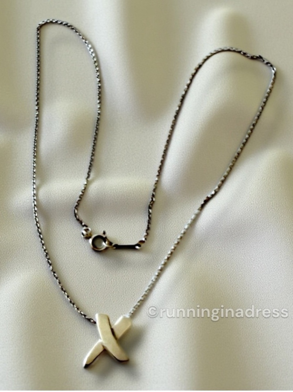 Tiffany & Co Paloma Picasso Sterling Silver 925 Graffiti X Kiss Pendant Necklace